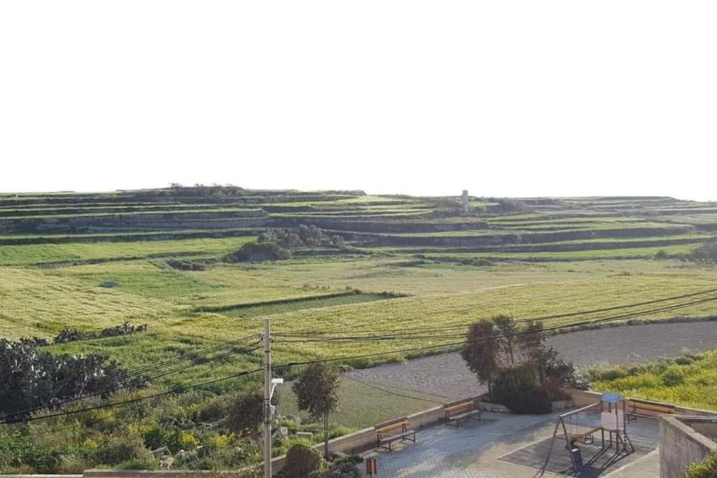 Farmhouse Villa With Large Pool And Garden In Gozo Għarb Kültér fotó