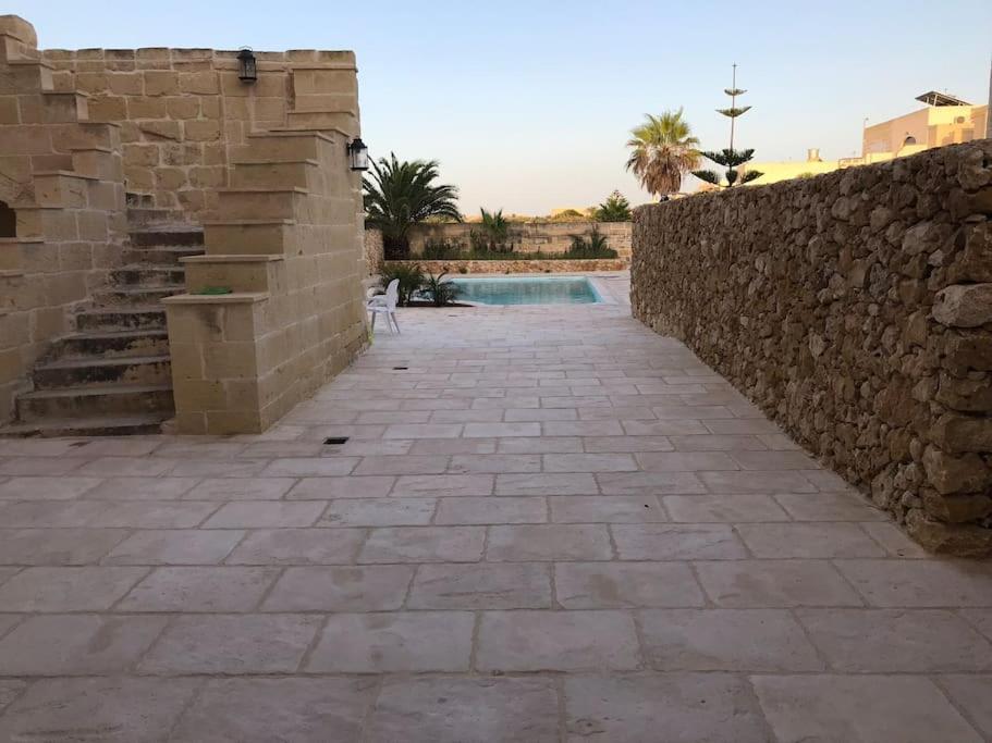 Farmhouse Villa With Large Pool And Garden In Gozo Għarb Kültér fotó