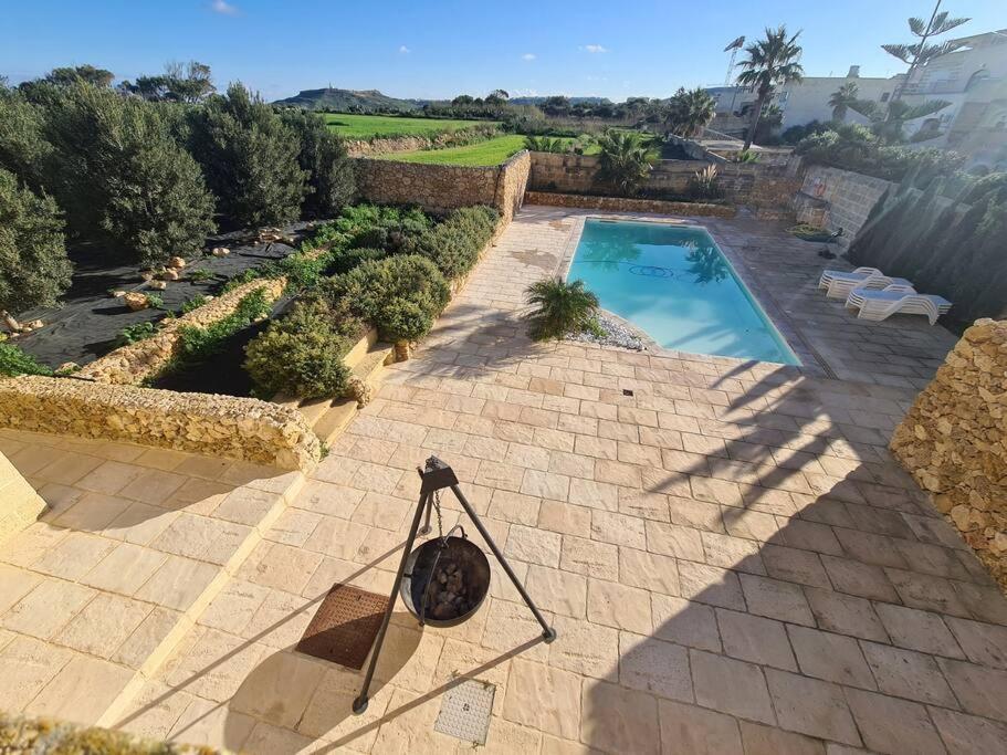 Farmhouse Villa With Large Pool And Garden In Gozo Għarb Kültér fotó