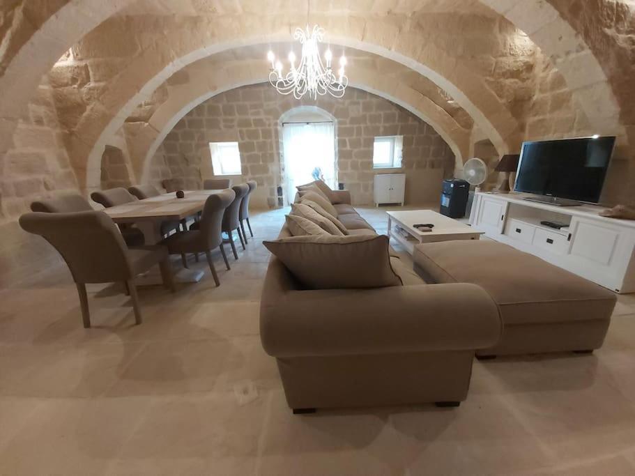Farmhouse Villa With Large Pool And Garden In Gozo Għarb Kültér fotó